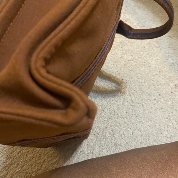 Hermes Small Tote Bag💙 Brown and Navy. One spot on the bag. See all photos - Picture 5 of 9